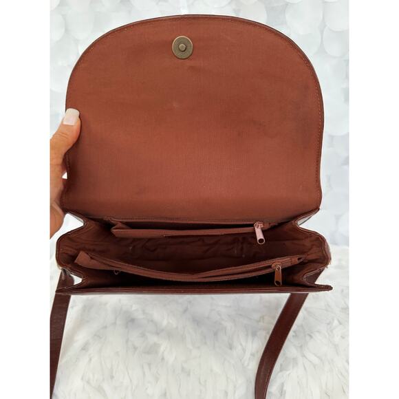 Vtg Etienne Aigner Crossbody Bag Chestnut Brown Horse bit Equestrian - Picture 10 of 10